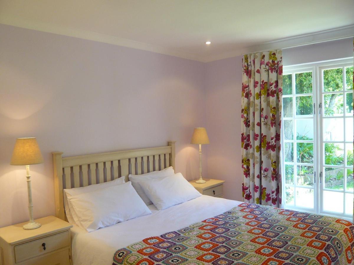 Le Petit Poucet Hotell Kapstaden Rum bild